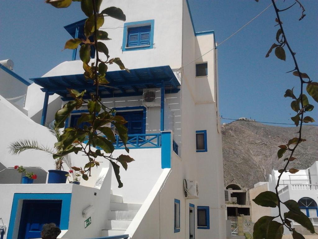 Villa Kostas Períssa Eksteriør bilde